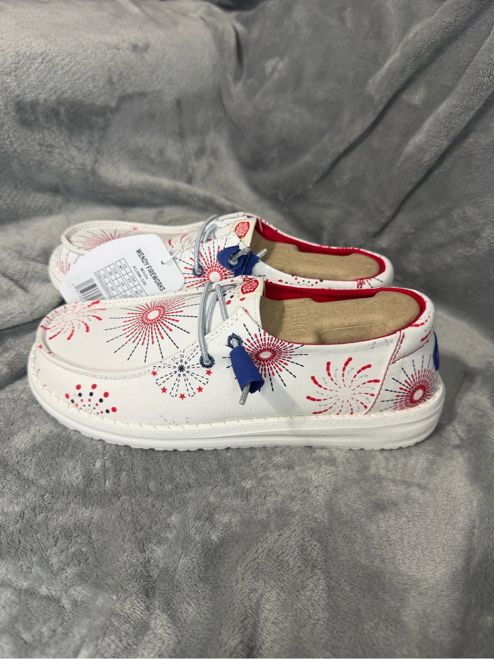 Hey Dude Wendy Fireworks- size 7